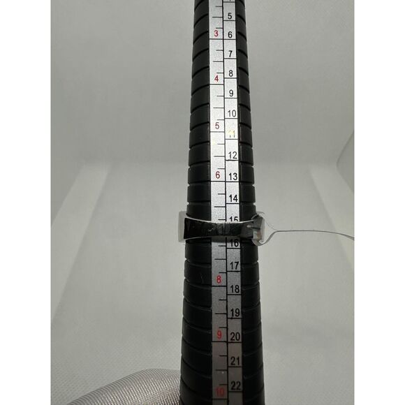 2 Ct LG Ruby Band and Sapphire Lining - Picture 7 of 7